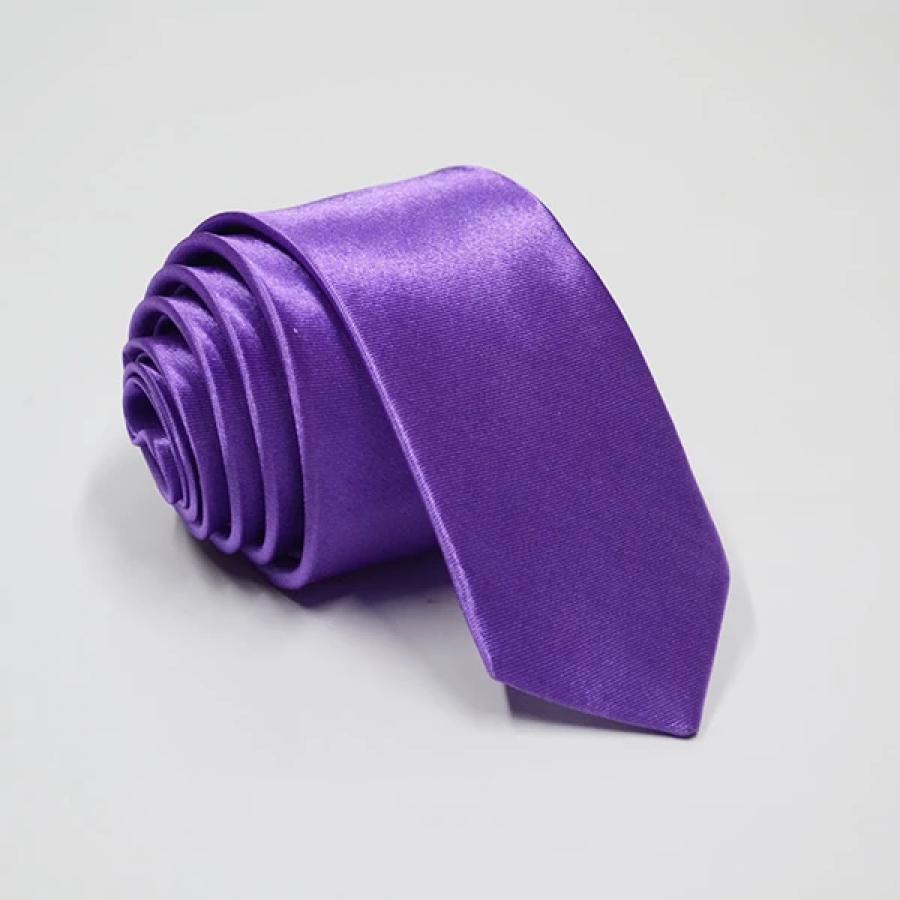 Cravate violette