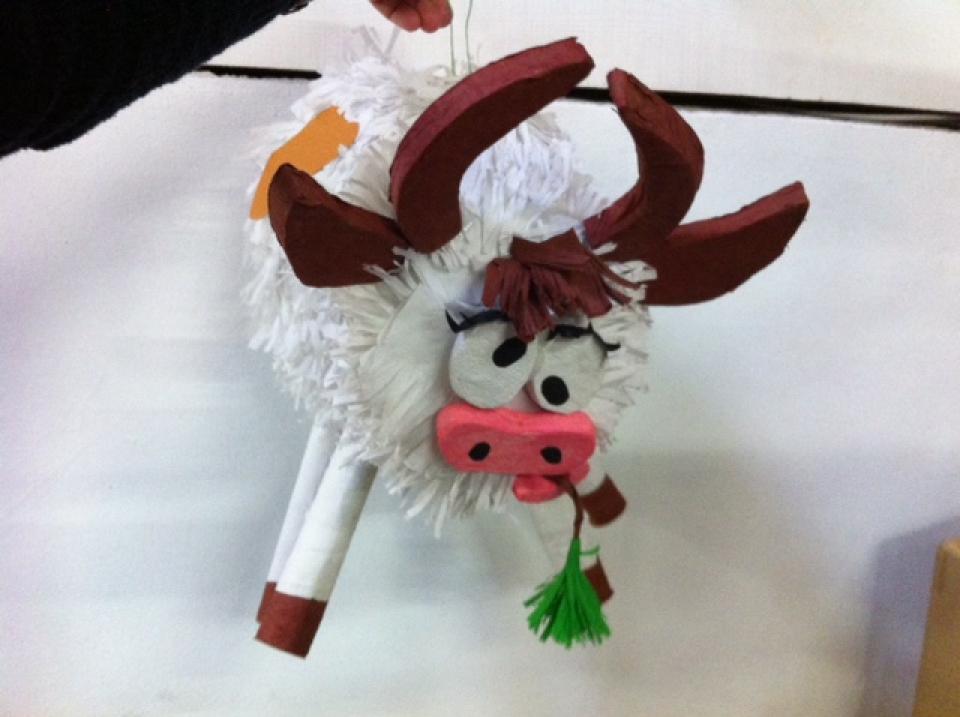 Pinata vache fabrication artisanale