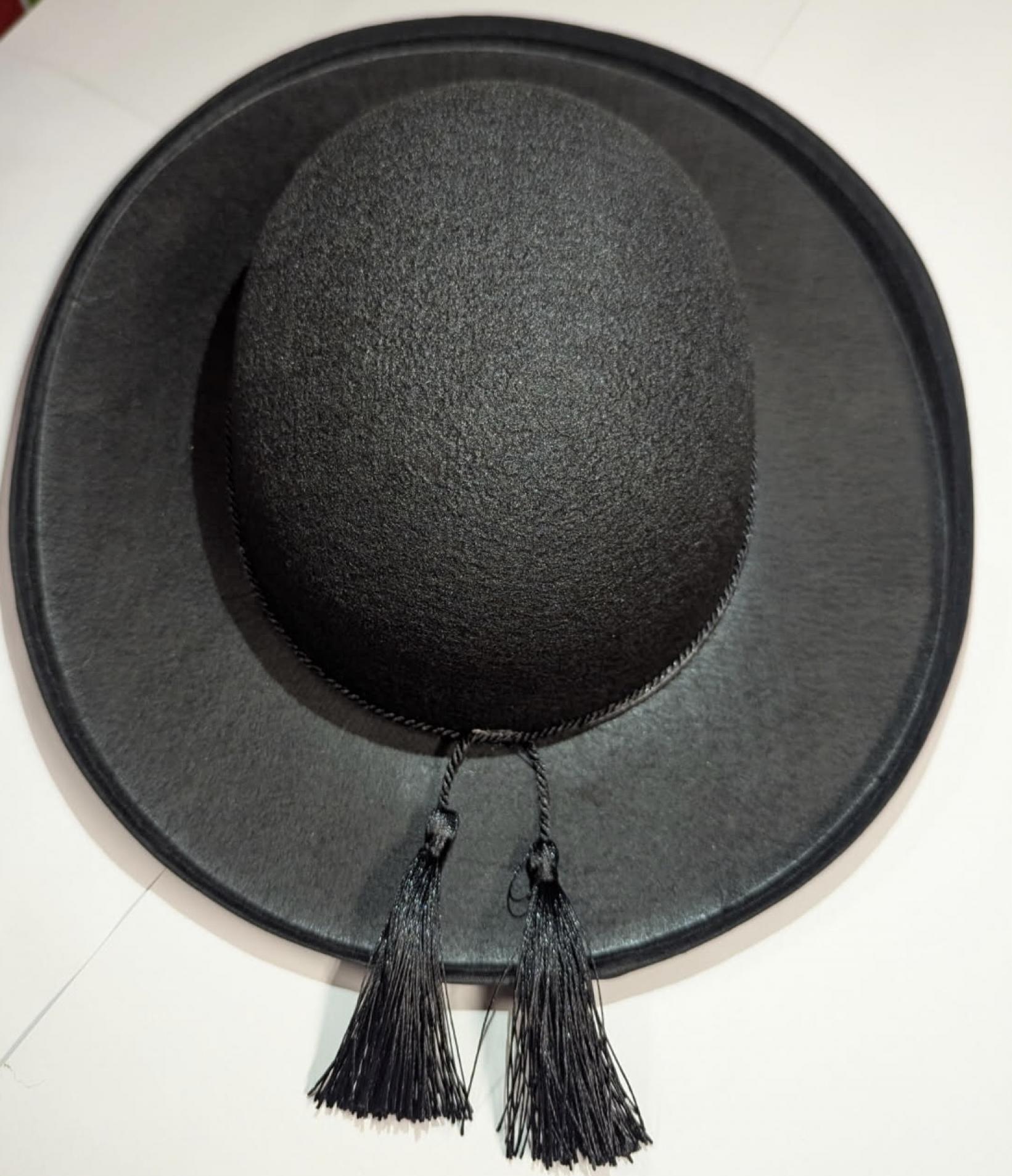 Chapeau de prêtre
