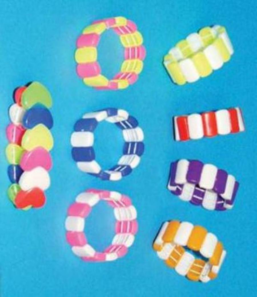Bracelet en plastique coloré