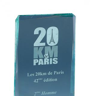 Trophée en verre entièrement personnalisable