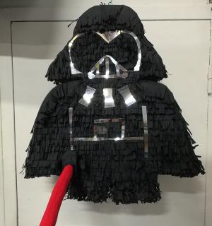 Pinata Dark Vador fabrication artisanale
