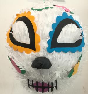 Pinata poupée mexicaine fabrication locale