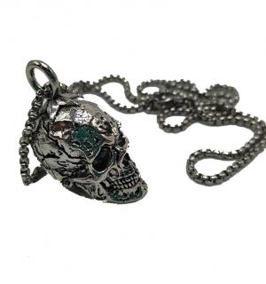 Collier crâne 3D pirate métal