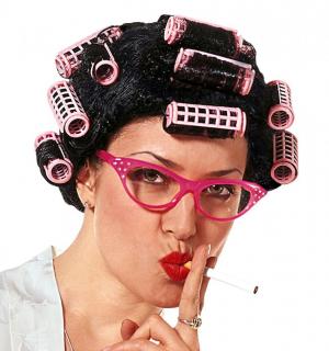 Perruque femme avec bigoudis