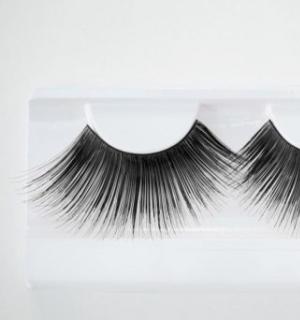 Faux-cils noirs extra longs + colle